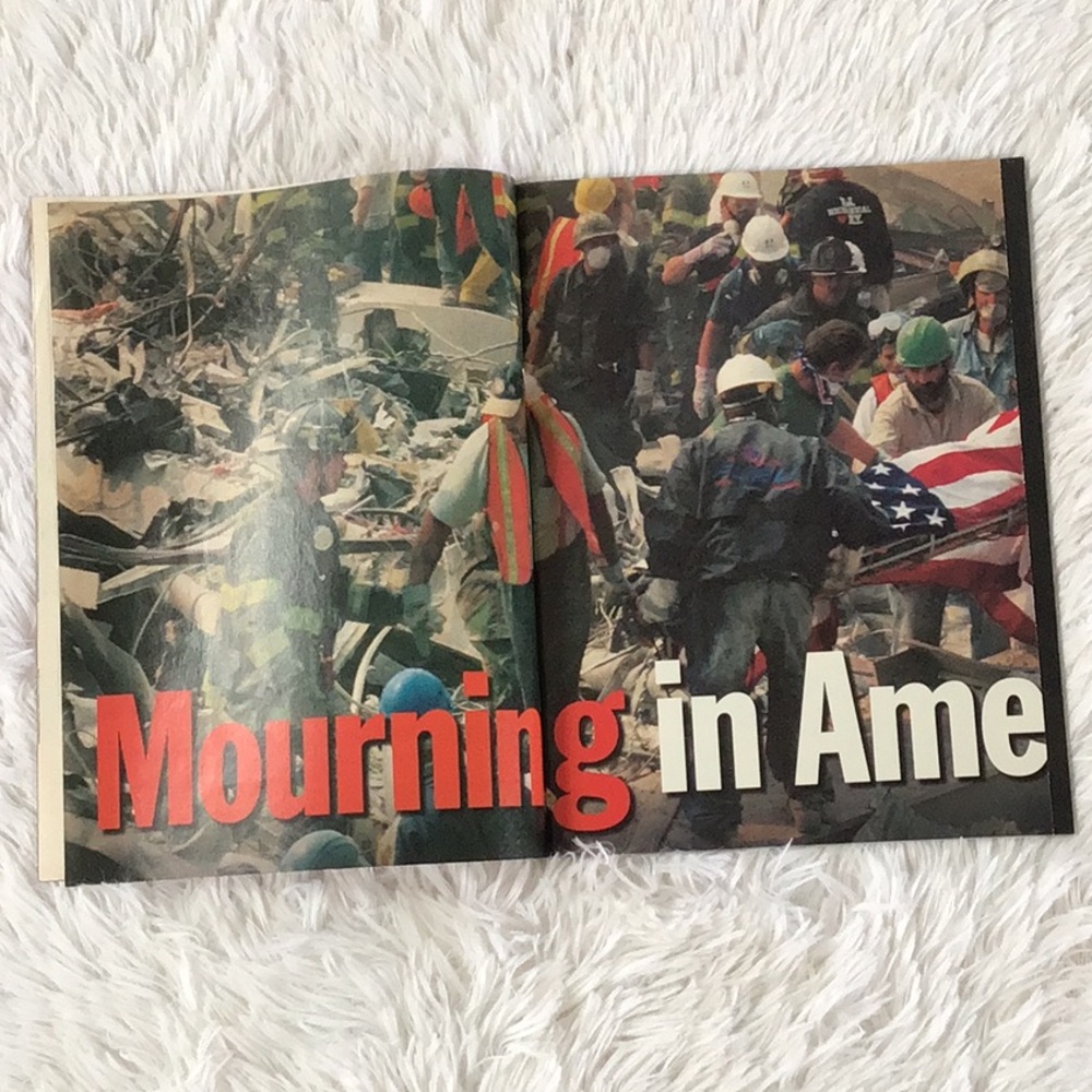 2001 Time Magazines - Picture 6 of 11